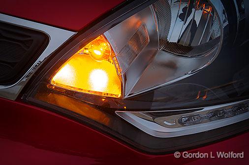 Turn Signal_34397.jpg - Photographed at Smiths Falls, Ontario, Canada.